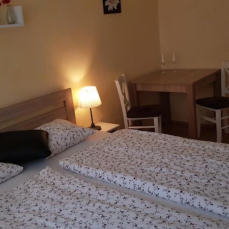 Apartman Lotos Διαμέρισμα Mikulov Εξωτερικό φωτογραφία